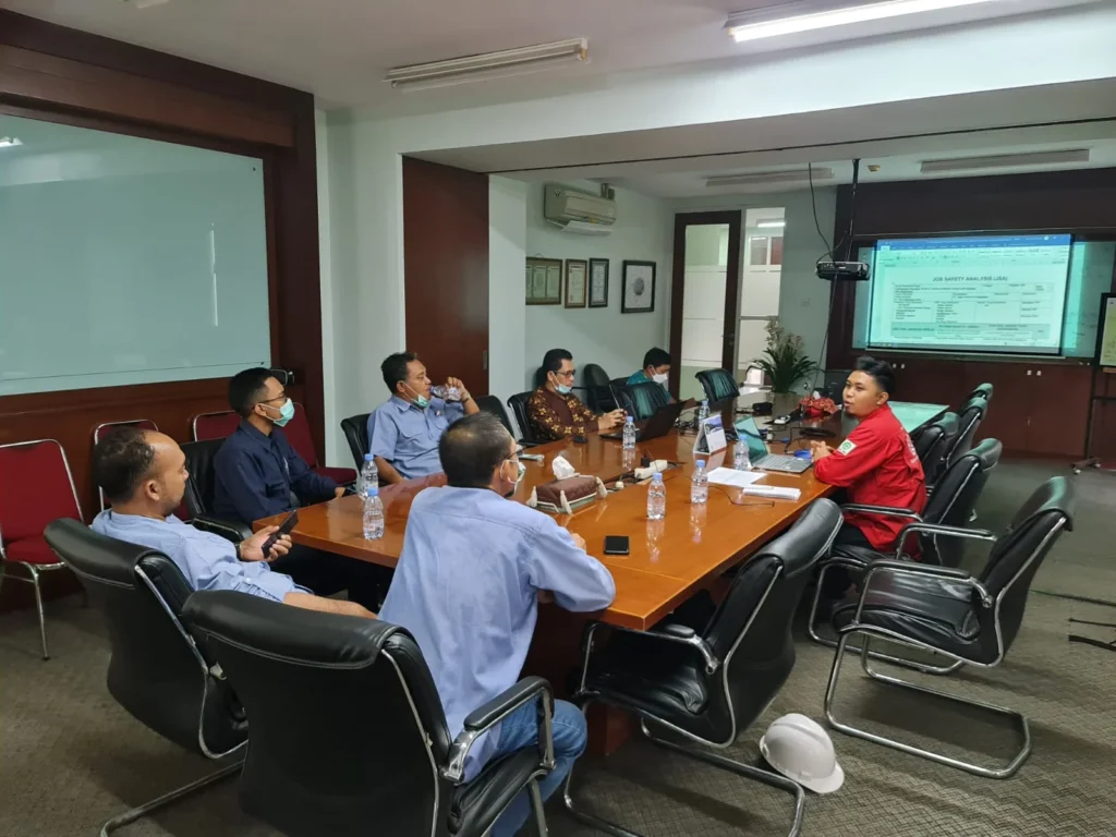 Rapat koordinasi dan presentasi teknis tim HAZA
